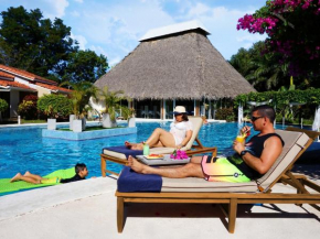  Seis Playas Hotel  Тамариндо